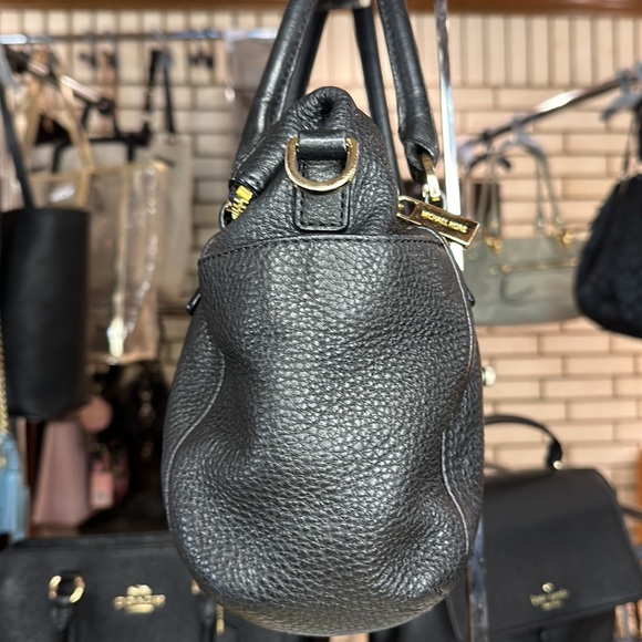 ๐ฅMichael Kors Weston Foldover Satchel - Picture 2 of 4